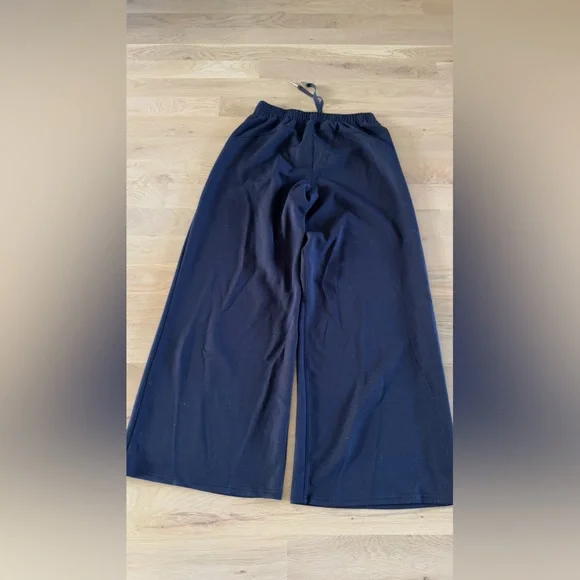 Spanx Women's AirEssentials Wide Leg Pant timeless navy blue size large